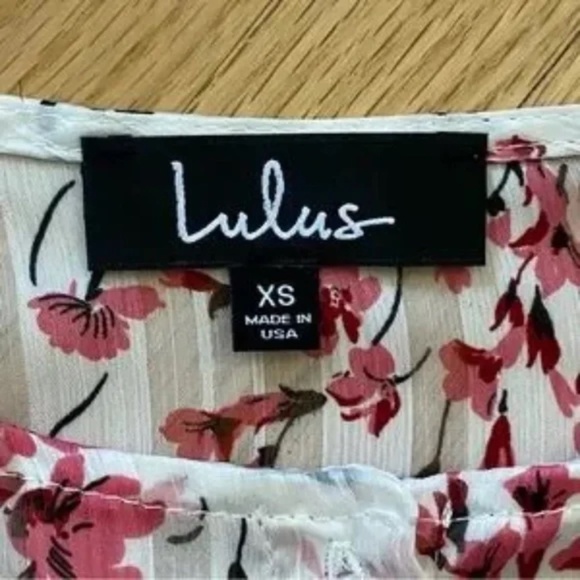 Lulus Tender Love White Floral Print Ruffled Sleeve Button-Up Blouse Size XS - Picture 5 of 12